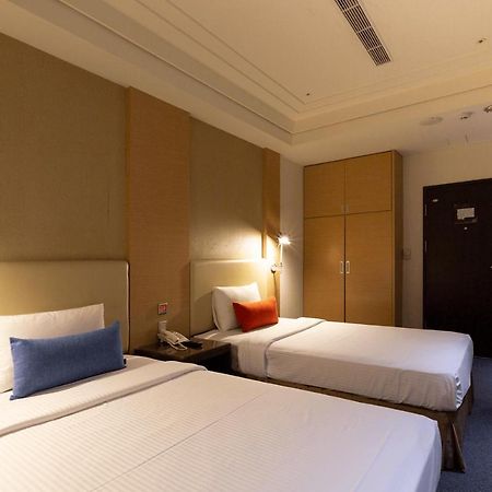 צ'יאיי סיטי Ever Delightful Business Hotel מראה חיצוני תמונה