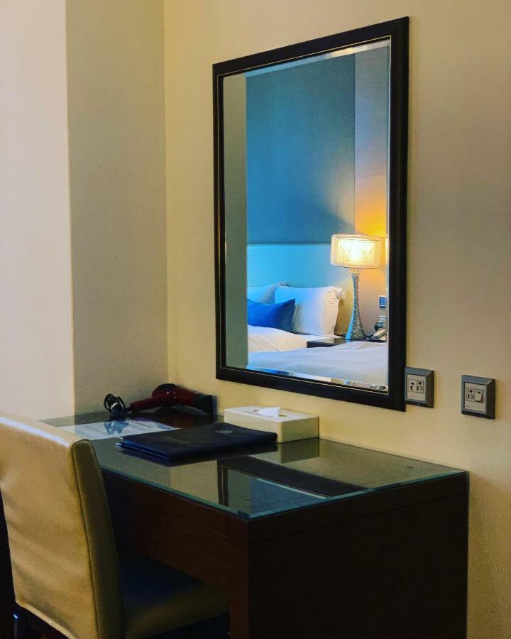 צ'יאיי סיטי Ever Delightful Business Hotel מראה חיצוני תמונה