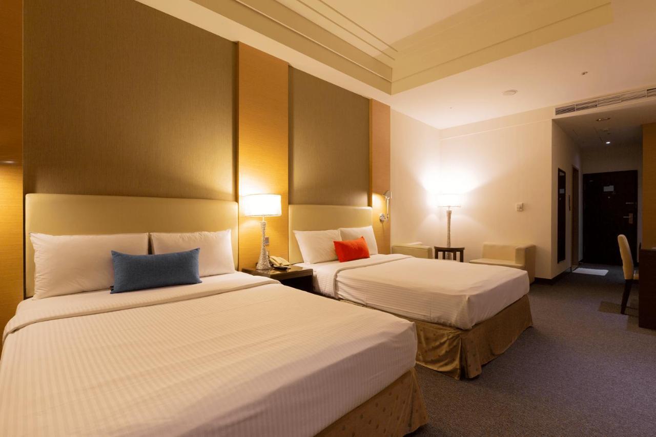 צ'יאיי סיטי Ever Delightful Business Hotel מראה חיצוני תמונה
