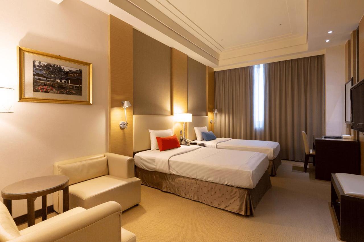 צ'יאיי סיטי Ever Delightful Business Hotel מראה חיצוני תמונה